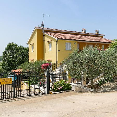 Residence Matilda Врсар Экстерьер фото