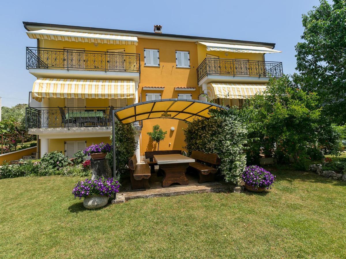 Residence Matilda Врсар Экстерьер фото