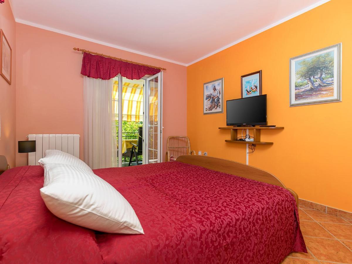 Residence Matilda Врсар Экстерьер фото